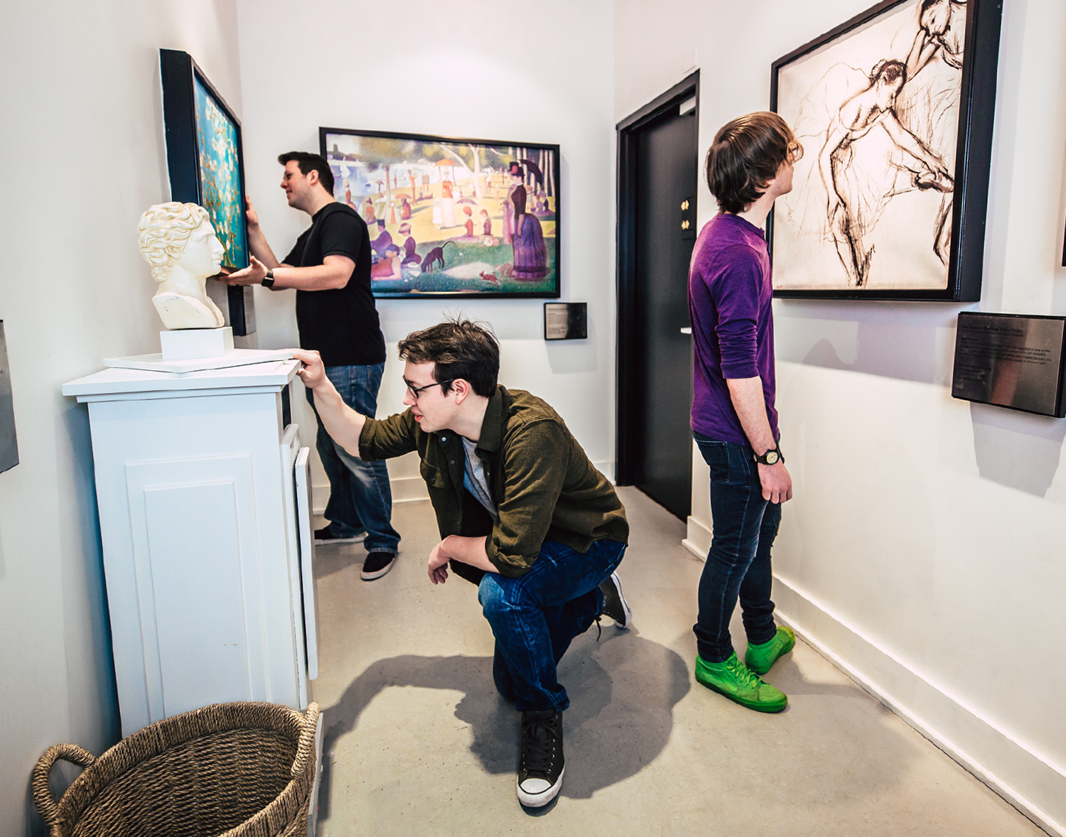 Three players in The Heist Gallery